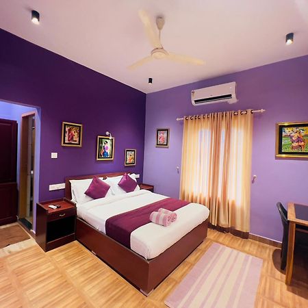 Munnar Blue Mist Bed & Breakfast Eksteriør bilde