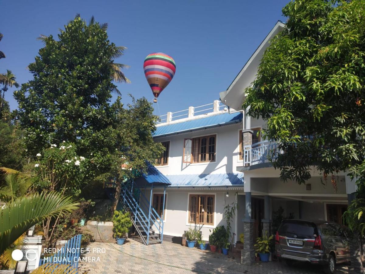 Munnar Blue Mist Bed & Breakfast Eksteriør bilde